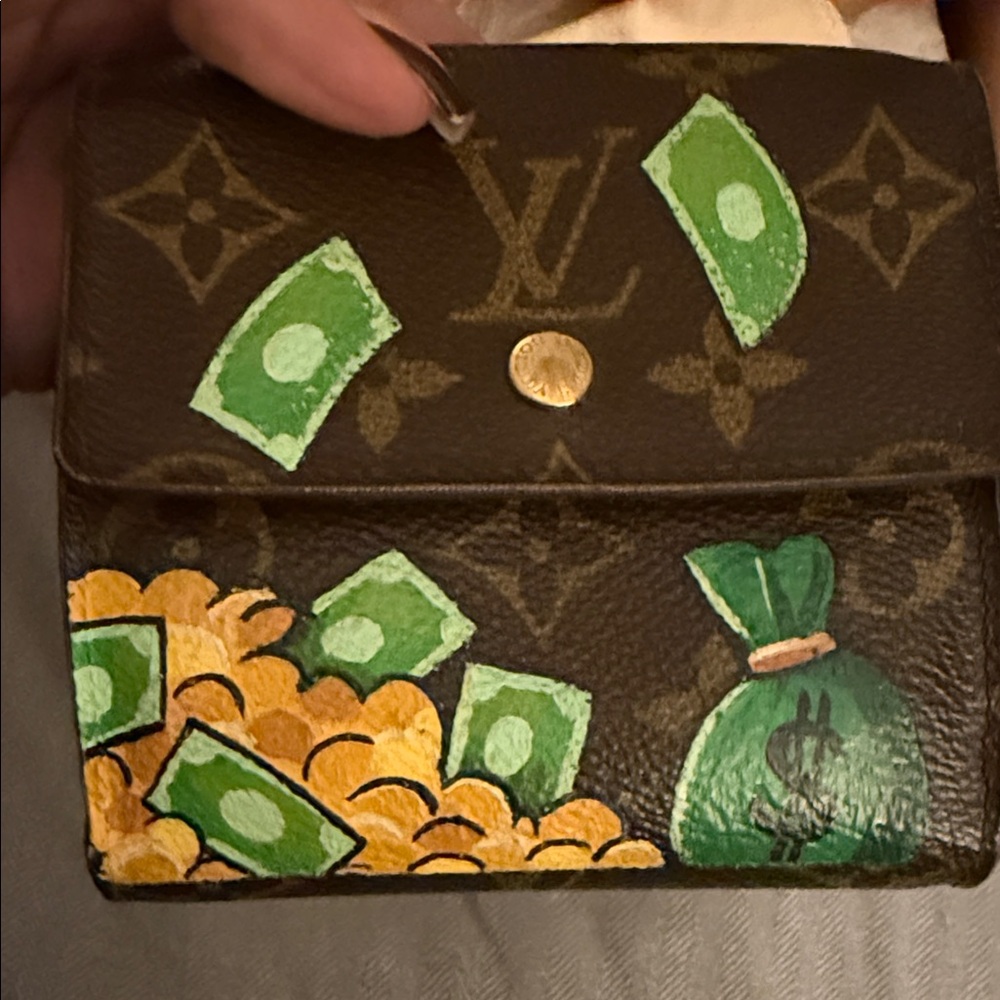 Louis Vuitton Monogram Wallet - Picture 3 of 11